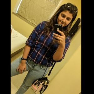 Meet your Posher, Dhyani